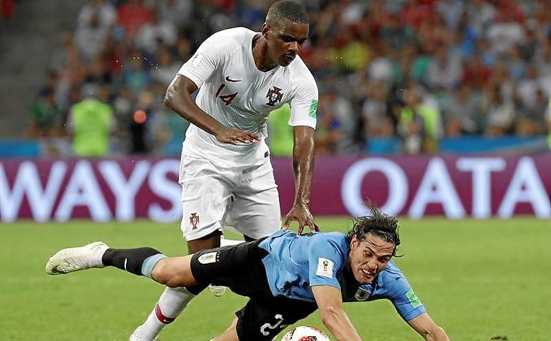 A Serra le crece la competencia por Carvalho