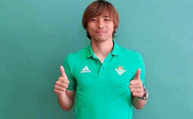 Inui: "Quiero disfrutar de la alegría del Betis"