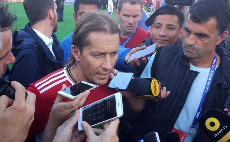 Míchel Salgado: "La opción A es Neymar"