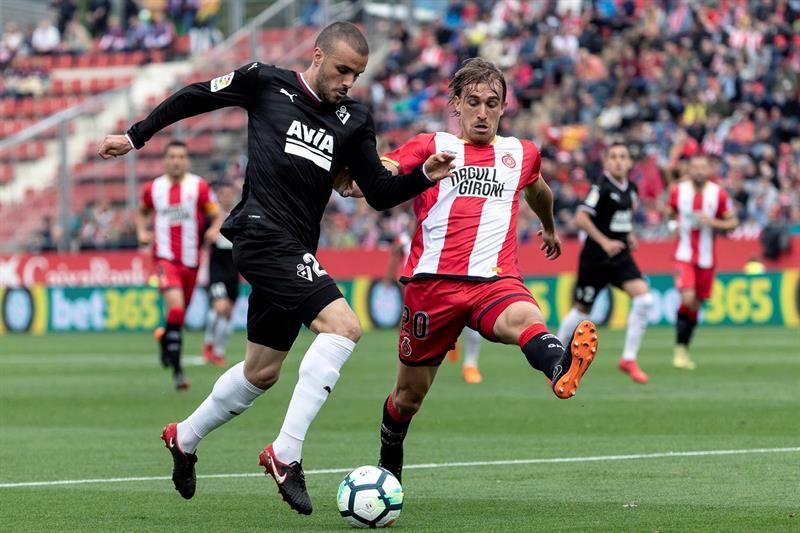 Marc Muniesa: "Estoy muy feliz de poder seguir en el Girona"