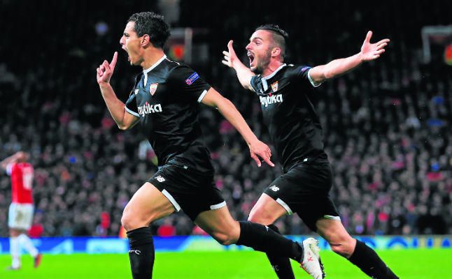 Quien golpea primero golpea dos veces