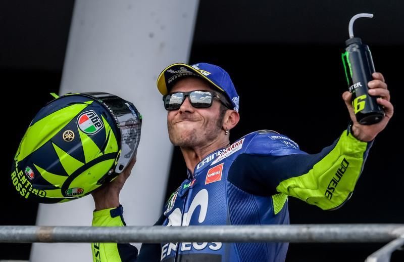 Rossi reconoce que le gustaría "ganar una carrera antes de final de año"