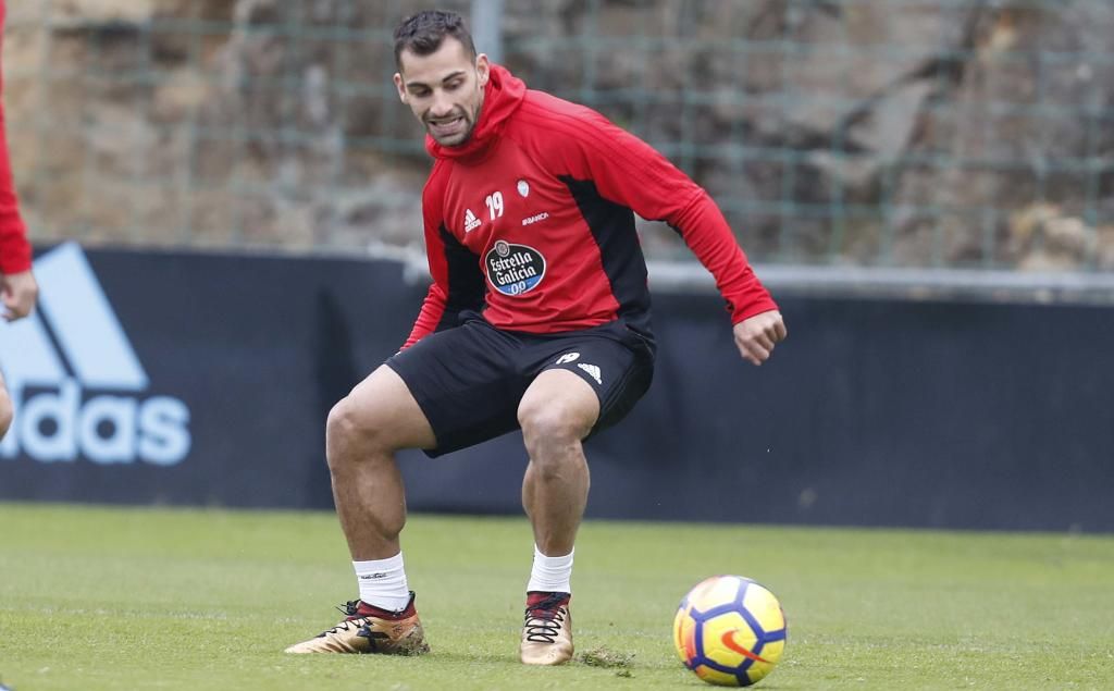 El Celta espera resolver el futuro de Jonny antes del lunes