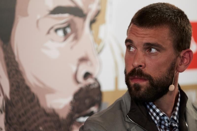 Marc Gasol participa en el rescate de una mujer camerunesa en el Mediterráneo
