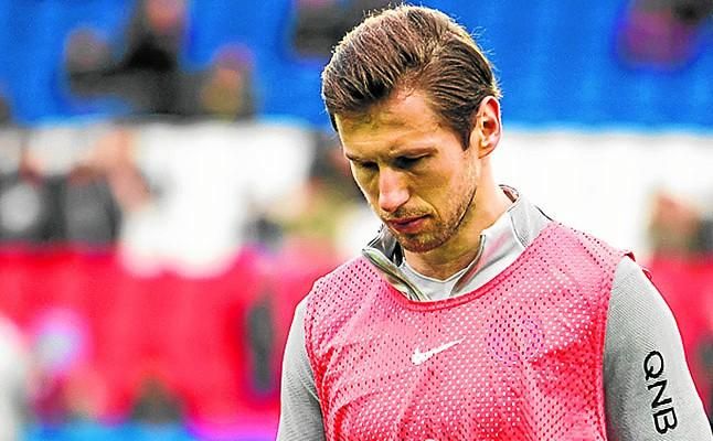 Krychowiak, cerca del Lokomotiv de Moscú