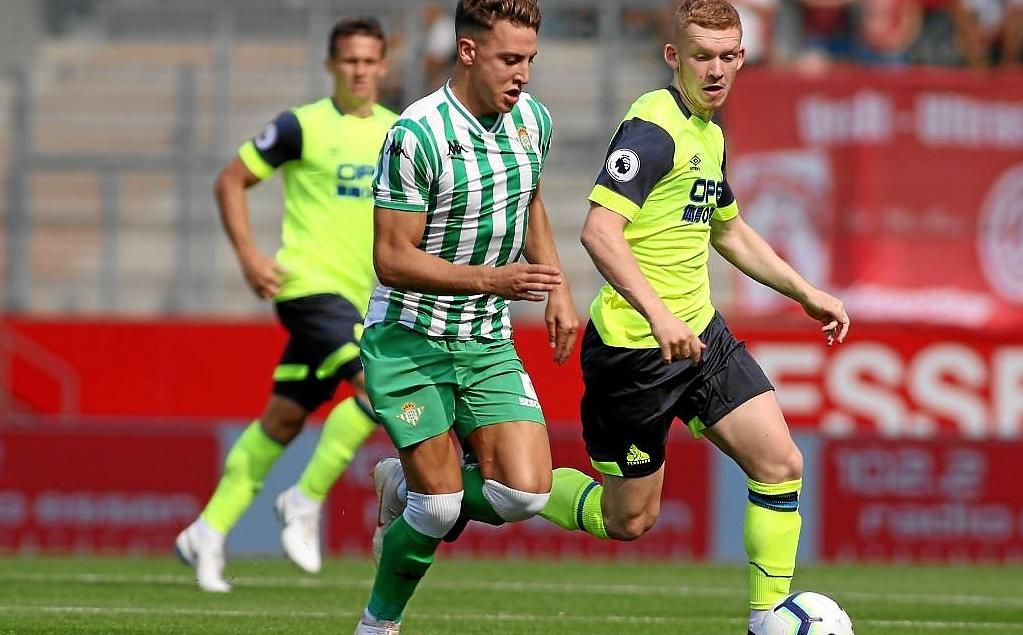 El Betis se impone al Huddersfield en la primera semifinal de la Essen Cup