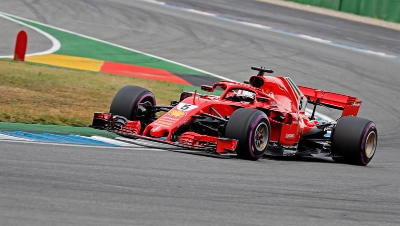 Vettel saldrá desde la 'pole'; Sainz, octavo