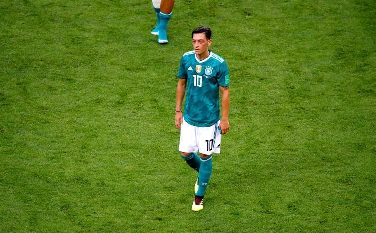 La renuncia de Özil a Alemania reaviva el debate sobre la integración