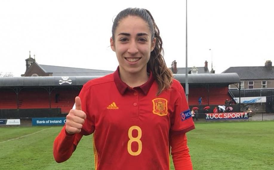 Un gol de la sevillista Olga Carmona mete a España en semis
