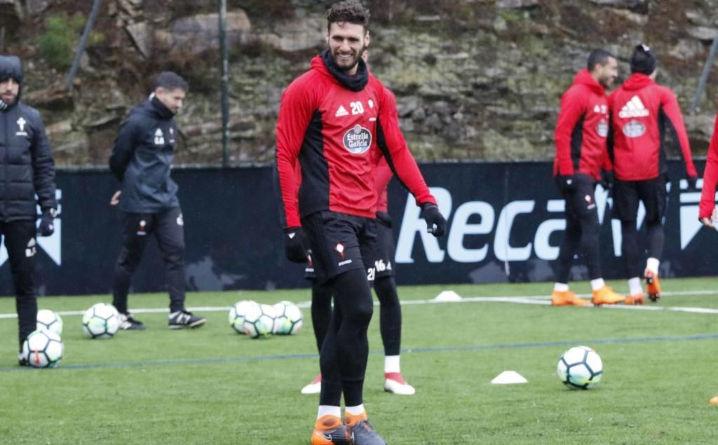Sergi Gómez, en Sevilla para cerrar los últimos flecos