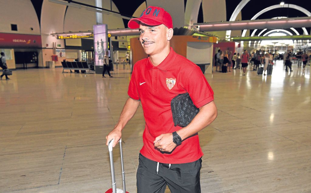 Lluvia de palos para Montella