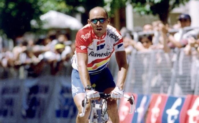 De las Cuevas, excompañero de Induráin en el Banesto, muere a los 50 años