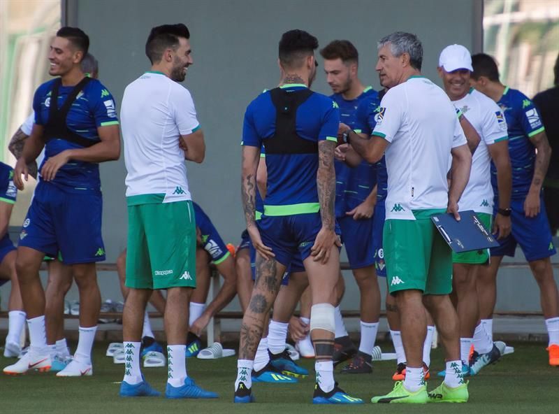 El Betis viaja a Jerez con Sidnei en la expedición