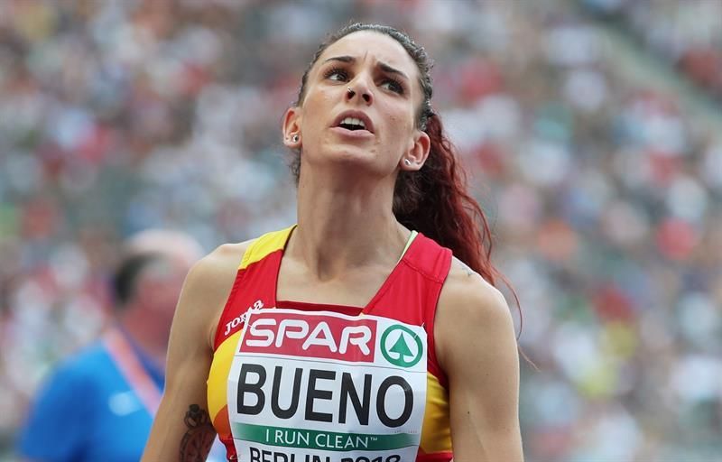 Laura Bueno a semifinales de 400 con récord personal (52.14)