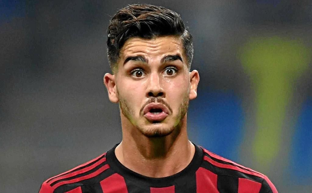 El Sevilla ata a André Silva