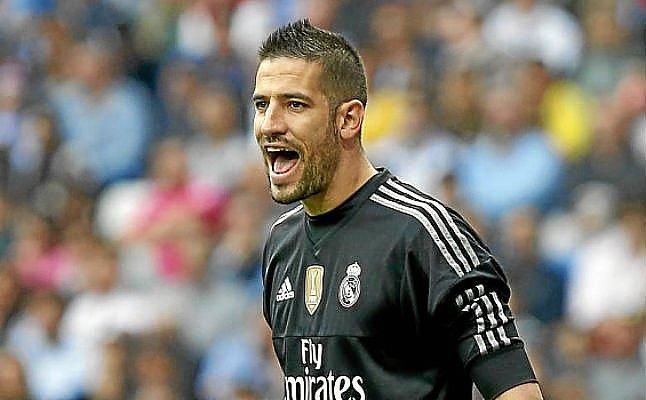 Kiko Casilla, opción para la portería del Sevilla