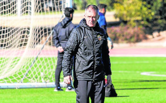 "Aleix le vendrá muy bien al Sevilla"