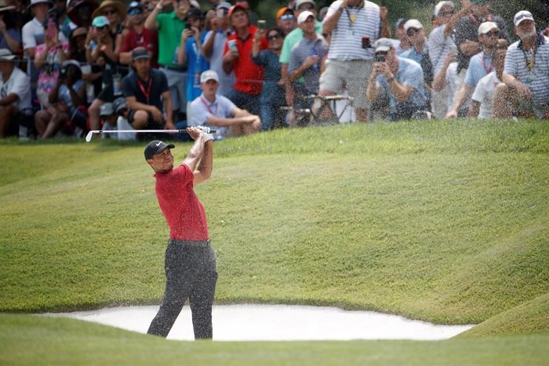 Koepka escapa el acecho de Tiger y conquista el Campeonato de la PGA