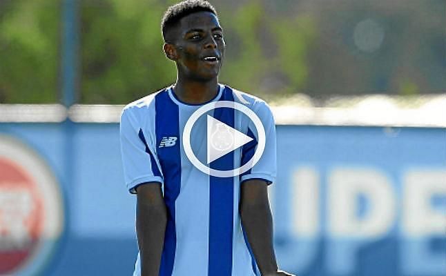 El Sevilla prueba a la gran promesa del fútbol azteca