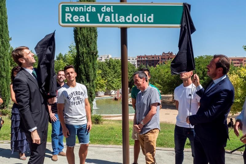 El Real Valladolid inaugura calle con su nombre en el año de su ascenso