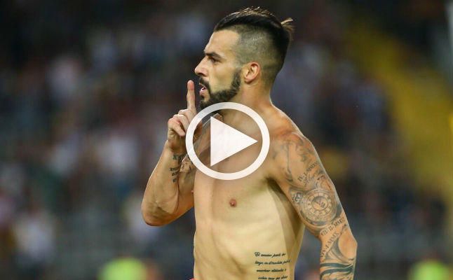 Negredo salva al Besiktas y es expulsado por quitarse la camiseta