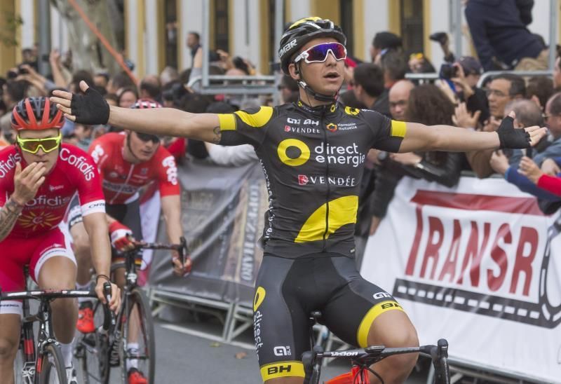 El ciclista Bryan Coquard, hospitalizado tras caerse en el Tour del Limousin