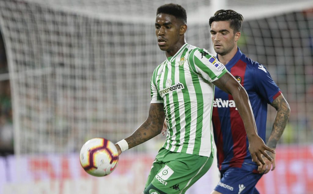 Junior, el 'MVP' inesperado en el estreno del Betis