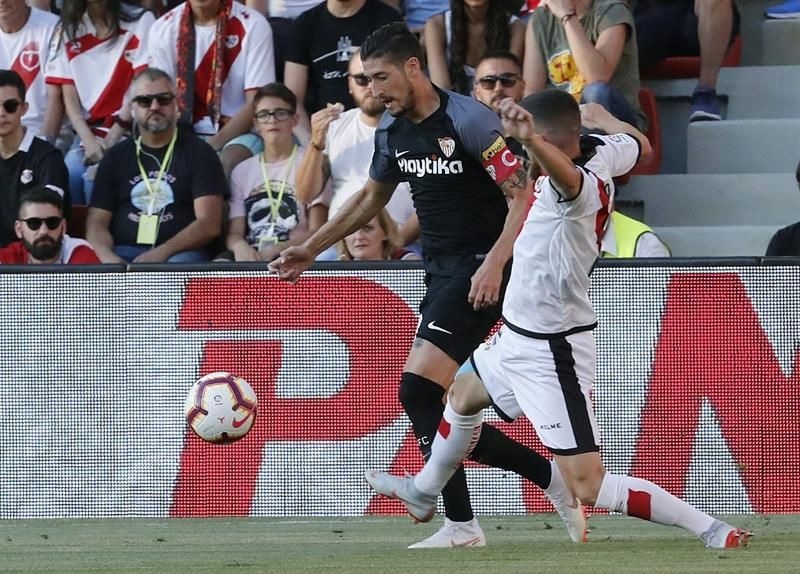 1-4. El Sevilla se pasea en el regreso a Primera del Rayo