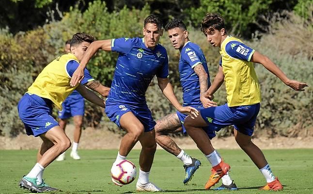 El Sporting se olvida de Alegría y va a por Djurdjevic