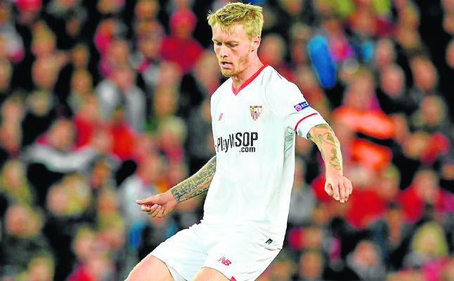 Kjaer no se mueve de Sevilla