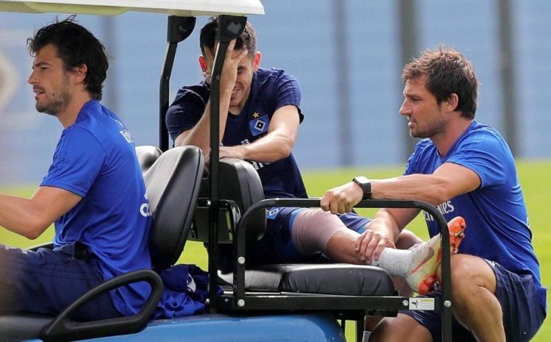 Jairo Samperio se rompe el ligamento cruzado anterior