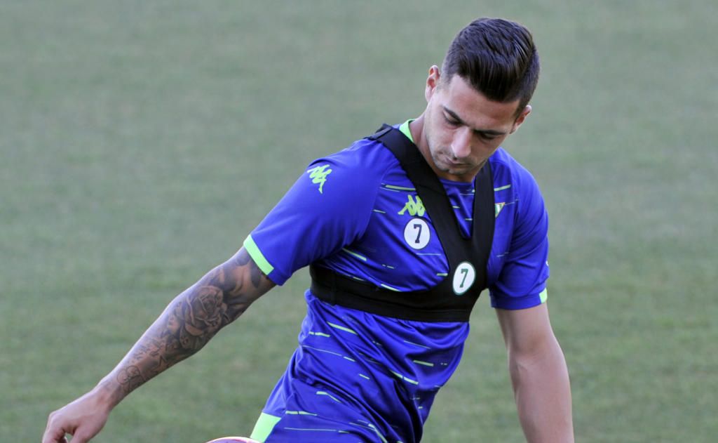 El Betis lanza la convocatoria... sin Sergio León