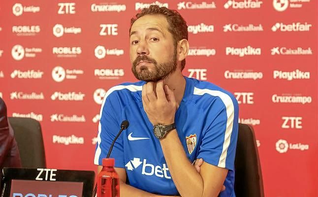 Machín: "Tienen que llegar algunos fichajes más para incrementar el nivel"