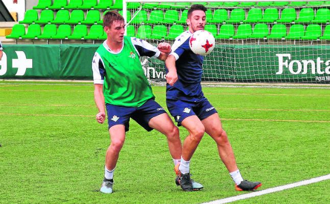 Betis Deportivo-Conil: El difícil desafío de reinventarse