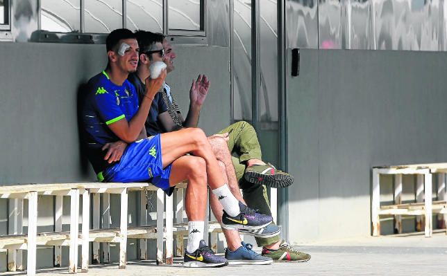 Setién, pendiente de los tocados