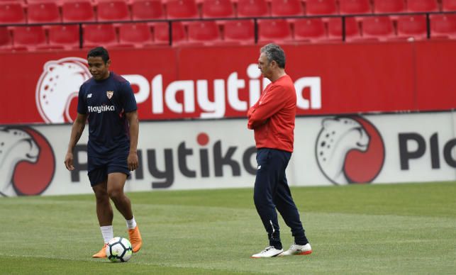 El salario de Muriel dificulta su salida