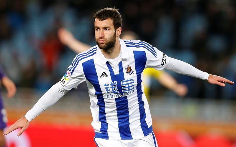 Agirretxe anuncia su retirada tras 10 temporadas en la Real Sociedad