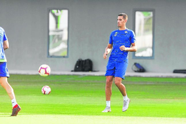 Esperan a Álex en Vallecas