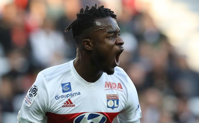 Cornet, vinculado al Sevilla, cerca del Wolsfburgo