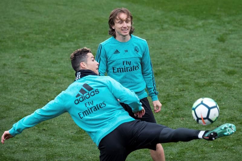 Cristiano, Modric y Salah, finalistas del premio The Best a mejor jugador