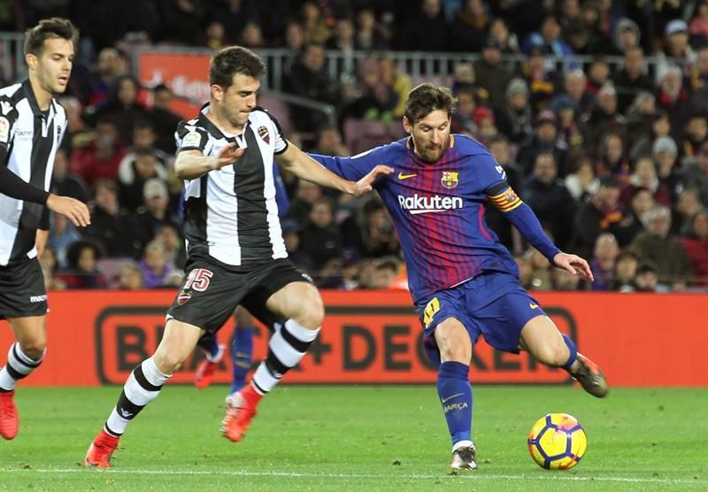 La plantilla vuelve al trabajo sin Postigo ni los internacionales