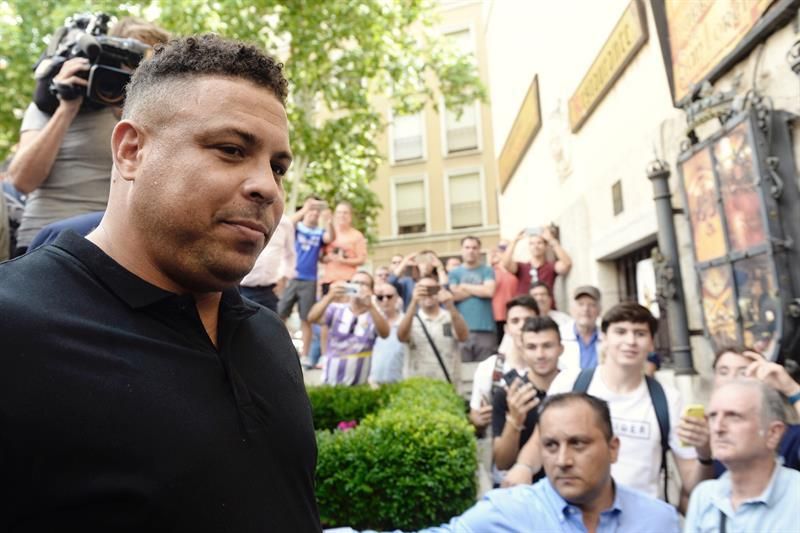 Ronaldo transmite a plantilla del Real Valladolid "tranquilidad y confianza"
