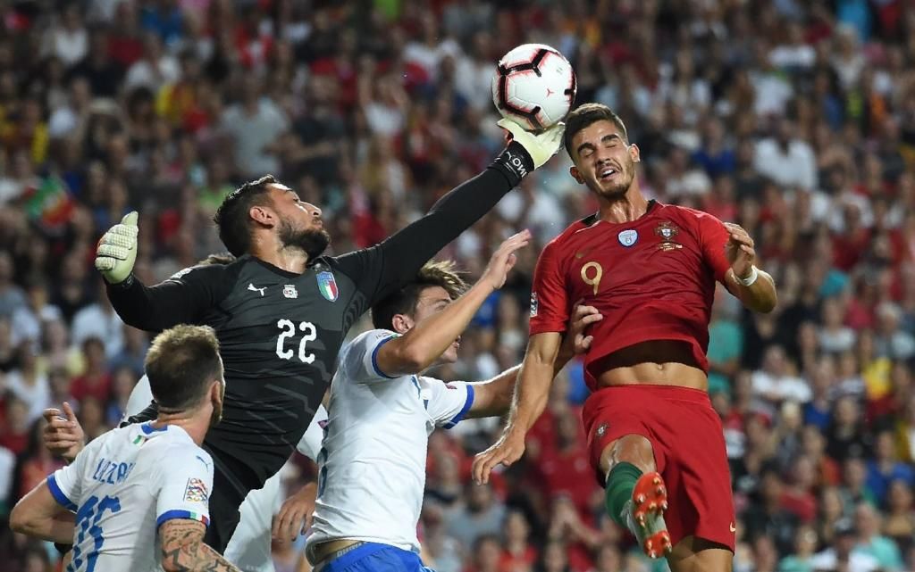 Portugal funciona sin Cristiano; Italia decepciona