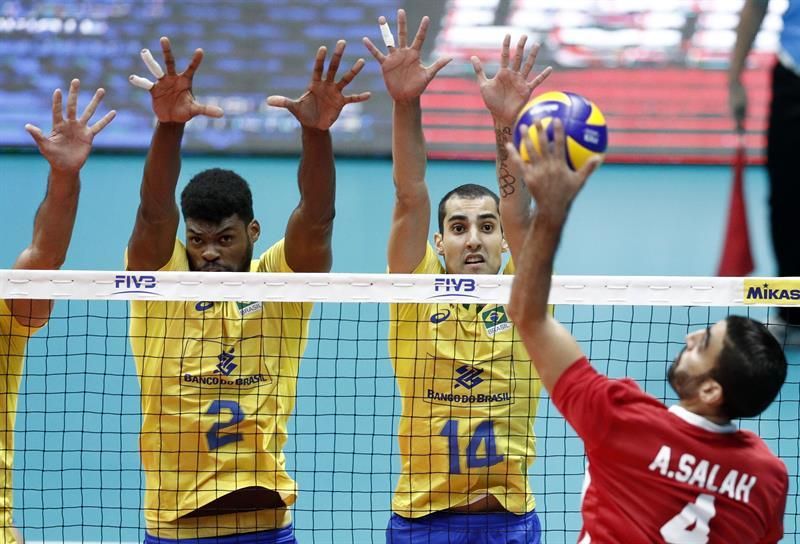Brasil inicia el Mundial de voleibol con una victoria por 3-0 frente a Egipto