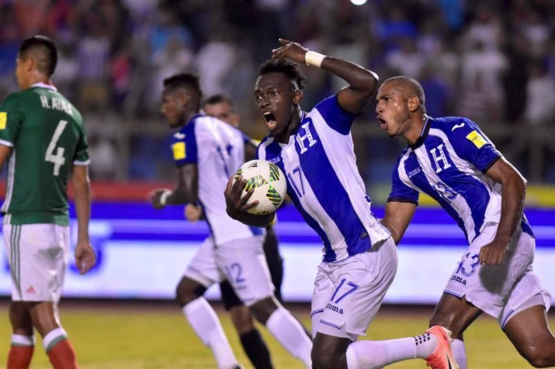 Honduras jugará amistosos con Emiratos Árabes y Chile y busca otro con Perú