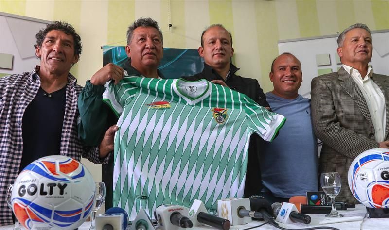 La selección boliviana que llegó al Mundial de 1994 homenajeará a su hinchada