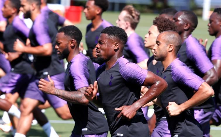 Tottenham y Liverpool pugnan esta jornada por el título de aspirante