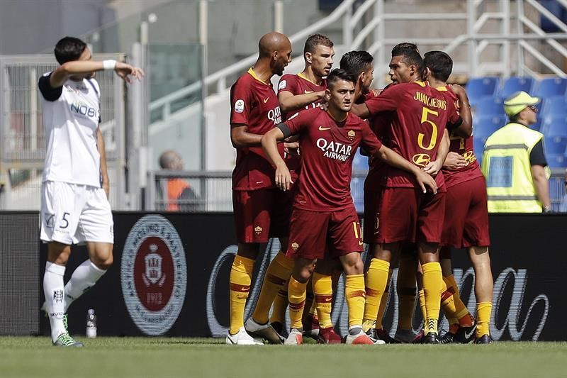 El Roma desperdicia una doble ventaja y empata con el Chievo (2-2)