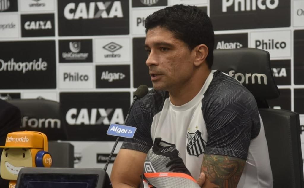 Renato será jugador y directivo del Santos