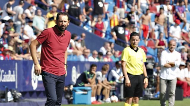 Machín: "Salimos airosos gracias a nuestra efectividad"
